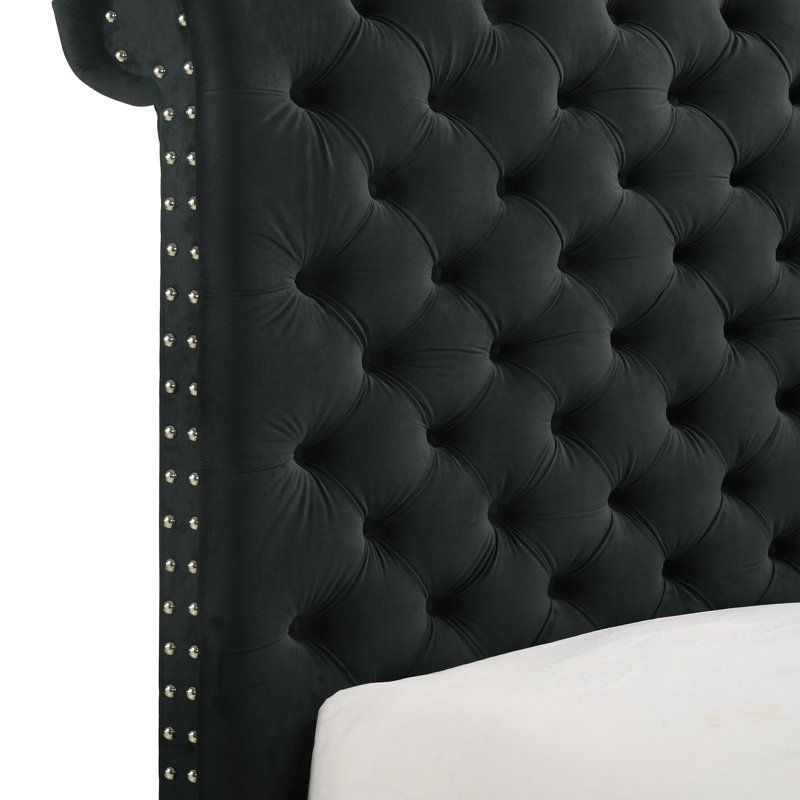 Luxurious 3pc Bed Set, Queen, Black