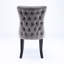 Chaise de salle à manger rembourrée de 2 personnes, revêtement en velours gris, garniture cloutée à surpiqûres, pieds en bois massif, confortables chaises de style moderne Mid-Century pour 2 personnes. Velours. Pieds solides. Dossier haut. Style.-1955823837