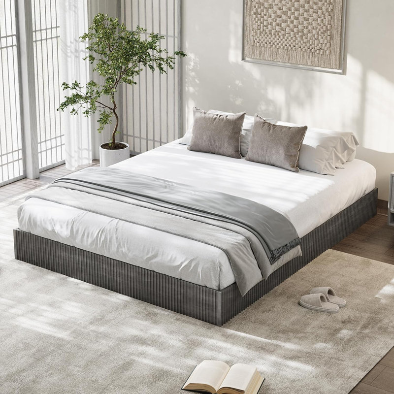 Cadre de lit double, lit plateforme en bois, cadre de lit cannelé, base de lit minimaliste avec conception à profil bas, silencieux, assemblage facile, pas de sommier tapissier, noir délavé