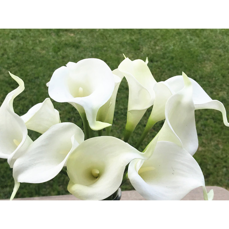 Silk Lillies Arrangement in Vase