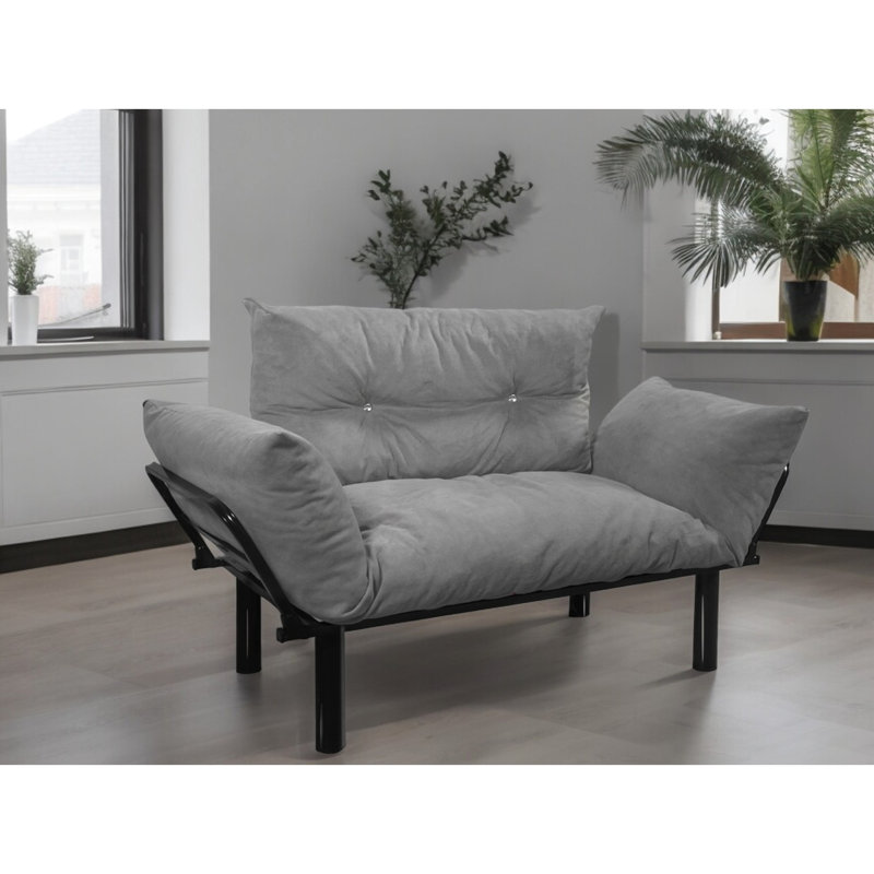 Canapé-lit deux places gris - Futon gain d'espace pour les salons et les chambres. Structure à pieds hauts pour un nettoyage facile. Disponible en plusieurs coloris. Montage facile grâce à la notice incluse. Aucun outil supplémentaire requis.