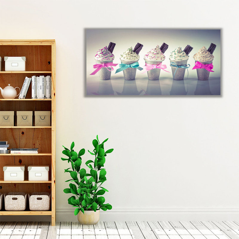 Whippy Ice Creams in a Row - reproduction d'art sur toile, H 18 po x l 36 po