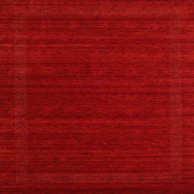Tapis rouge contemporain