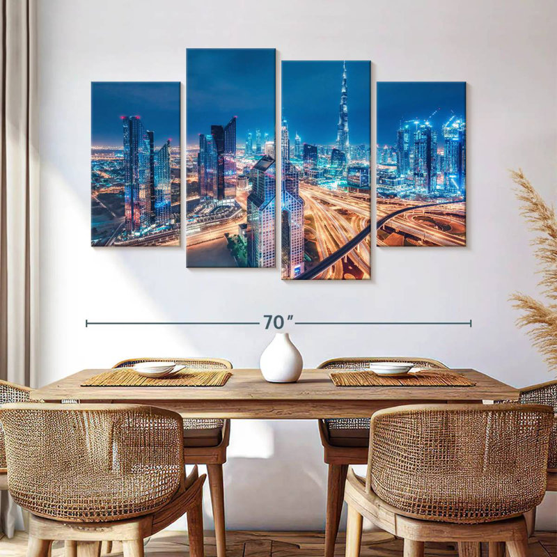 Futuristic dubai skyline Sireci, H 42 po x l 68 po