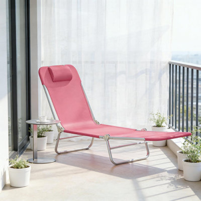Chaise longue pliante pratique avec dossier réglable et filet respirant pour la détente au bord de la piscine