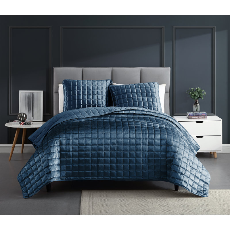 Red Plaid Microfiber Reversible 3 Piece Quilt Set, King Quilt + 2 King Shams, Cobalt Blue