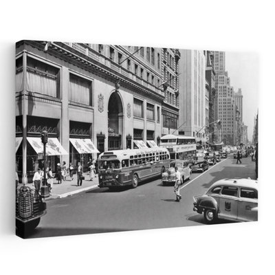 Années 1940, piétons, autobus, voitures, taxis, 5e, Avenue, trafic, recherche, North Lord, Taylor, grand magasin, Manhattan, New York, NY, États-Unis, classique, rétro ...