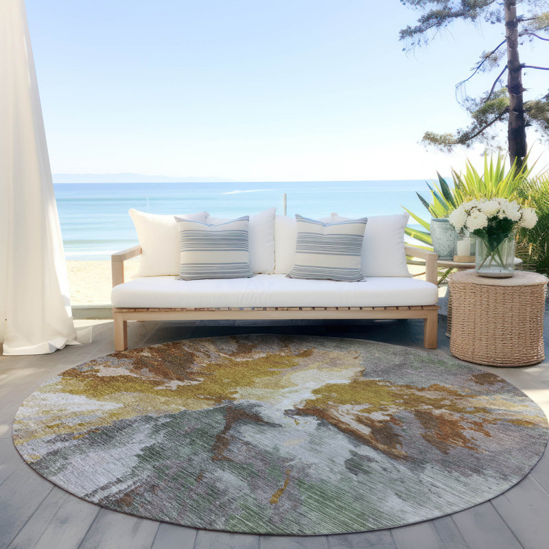 Tapis intérieur / extérieur doré Theodara, 8 pi x 8 pi