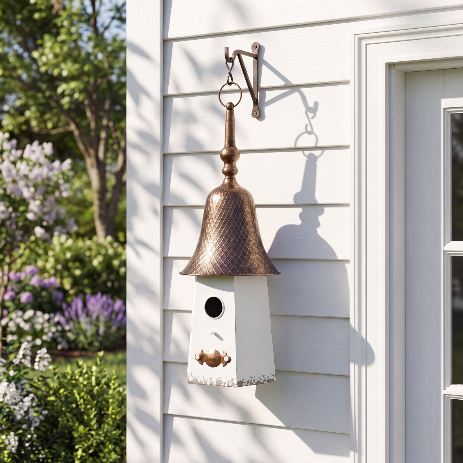 Dekesha Bell Roof Birdhouse