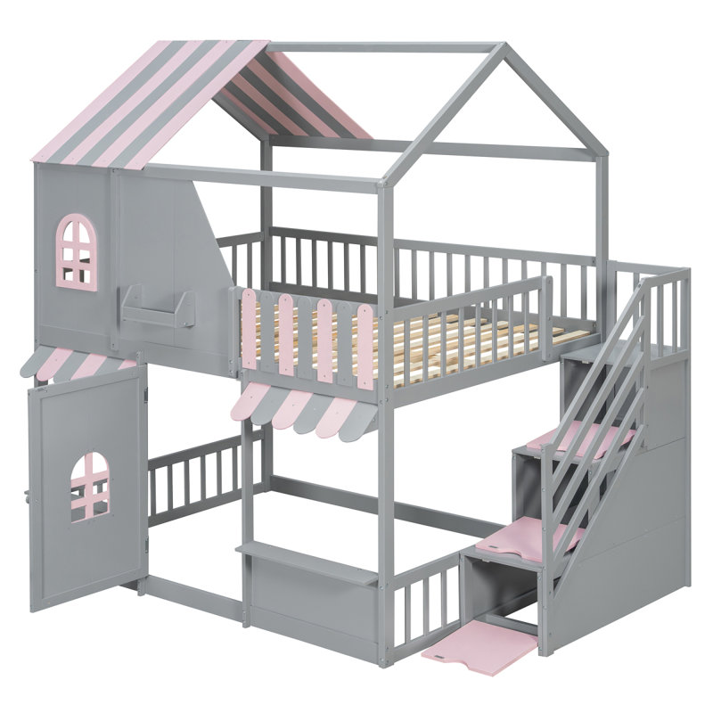 Lit superposé double au dessus d'un lit double avec escalier de rangement et tablettes, structure de lit superposé en bois pour enfants avec maisonnette, toit et porte, marches de rangement et tablettes ouvertes, gris et rose