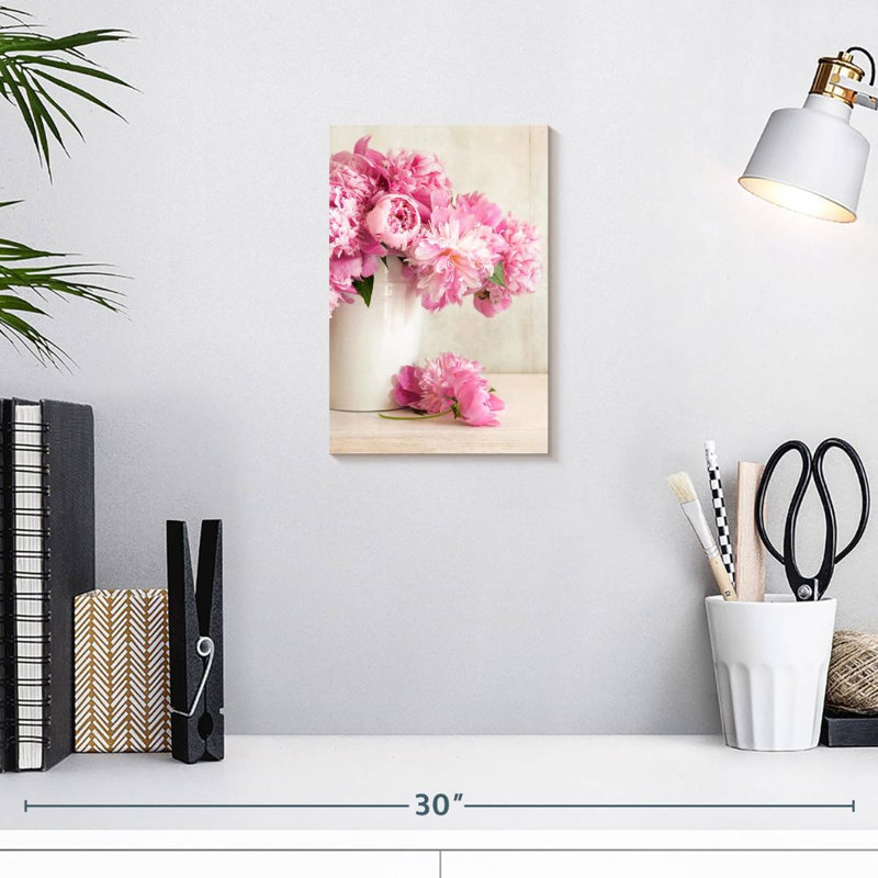 Pivoines roses fraîches, H 12 po x l 8 po