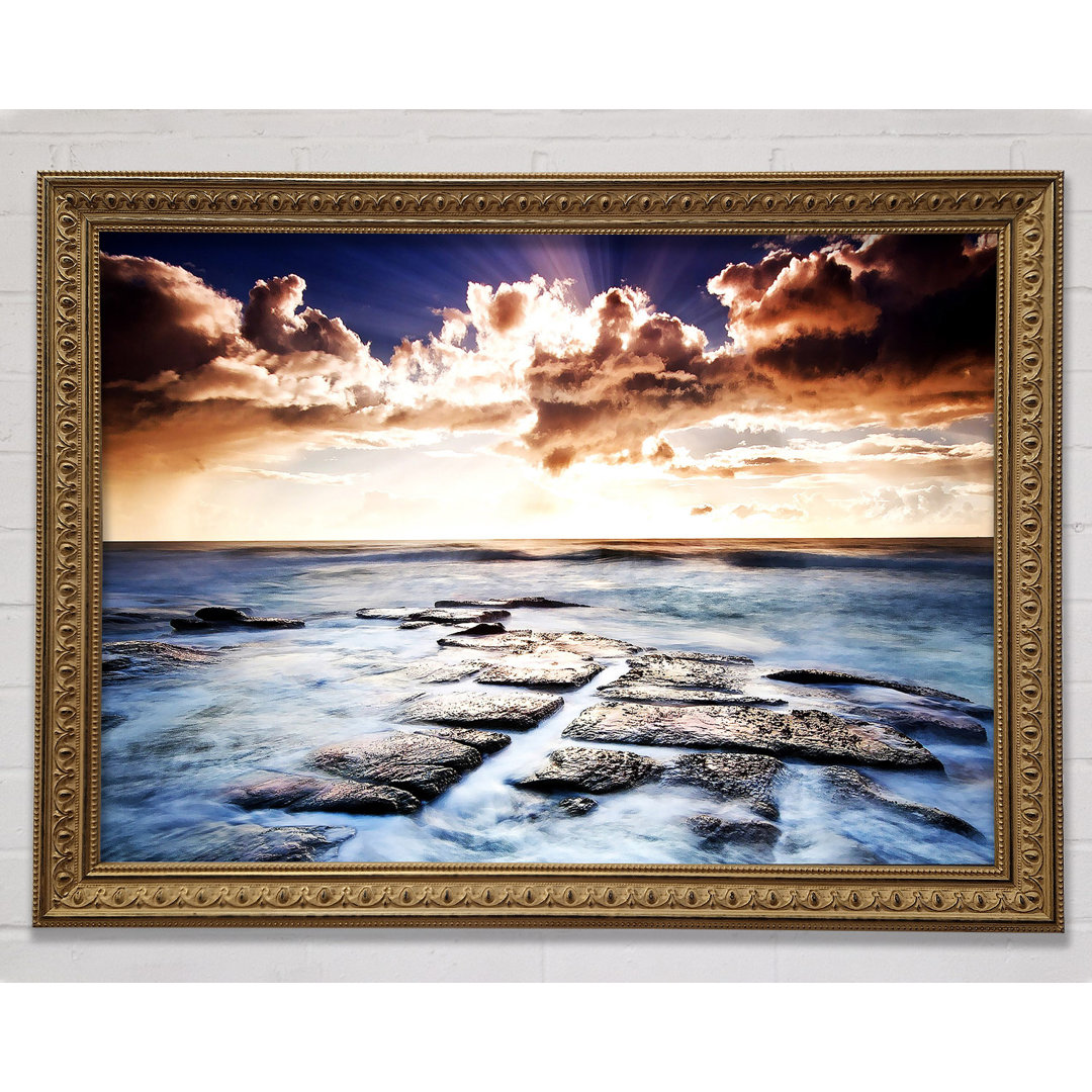 Ocean Shore Below The Clouds - Einzelne Bilderrahmen Kunstdrucke