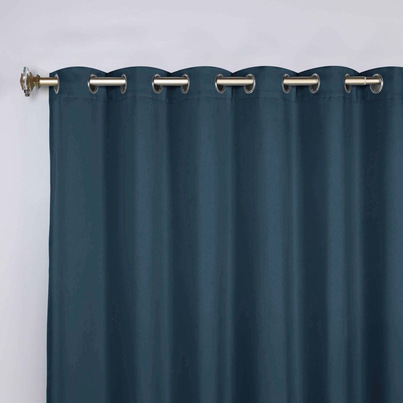 Paire de rideaux obscurcissant avec œillets Millendon, L 70 po x L 96 po, Bleu marine