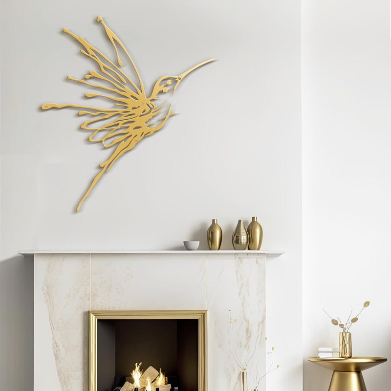 Décoration murale en métal suspendue volante Humming Bird Animal, H 24 po x l 24 po x P 0,05 po, Or