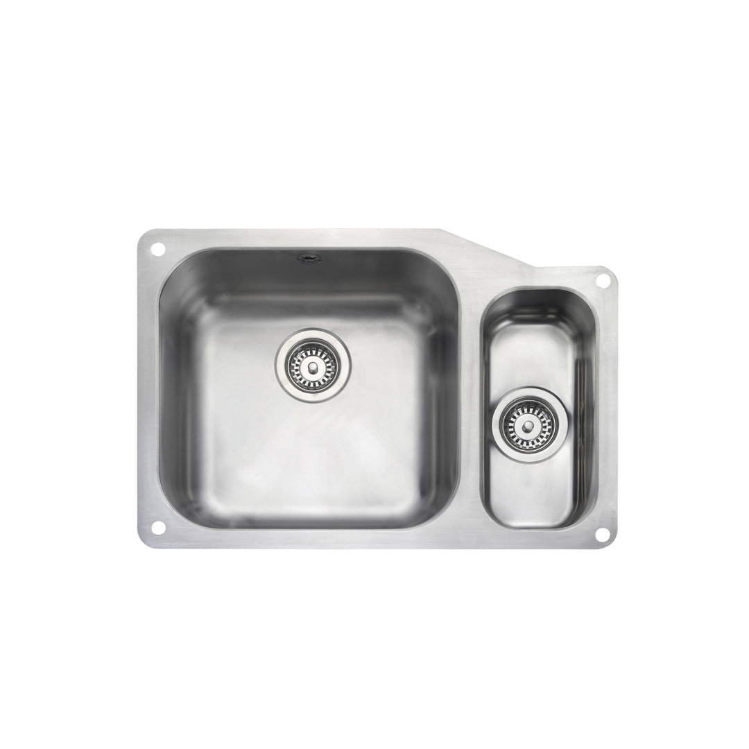 Classic 67.1cm x 46cm Stainless Steel Undermount Kitchen Sink