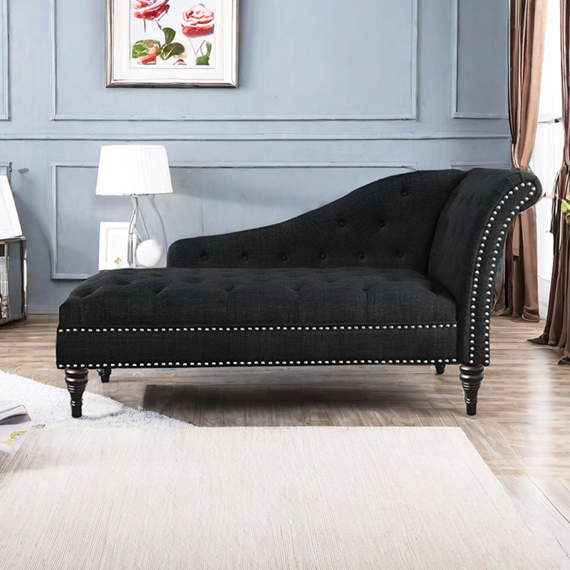 Treasia, Noir gris, Orienté à droite