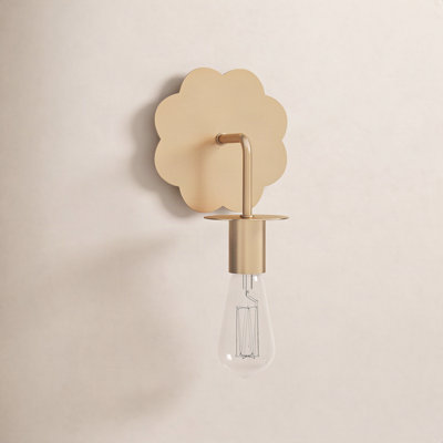 Single Light Dimmable Armed Sconce