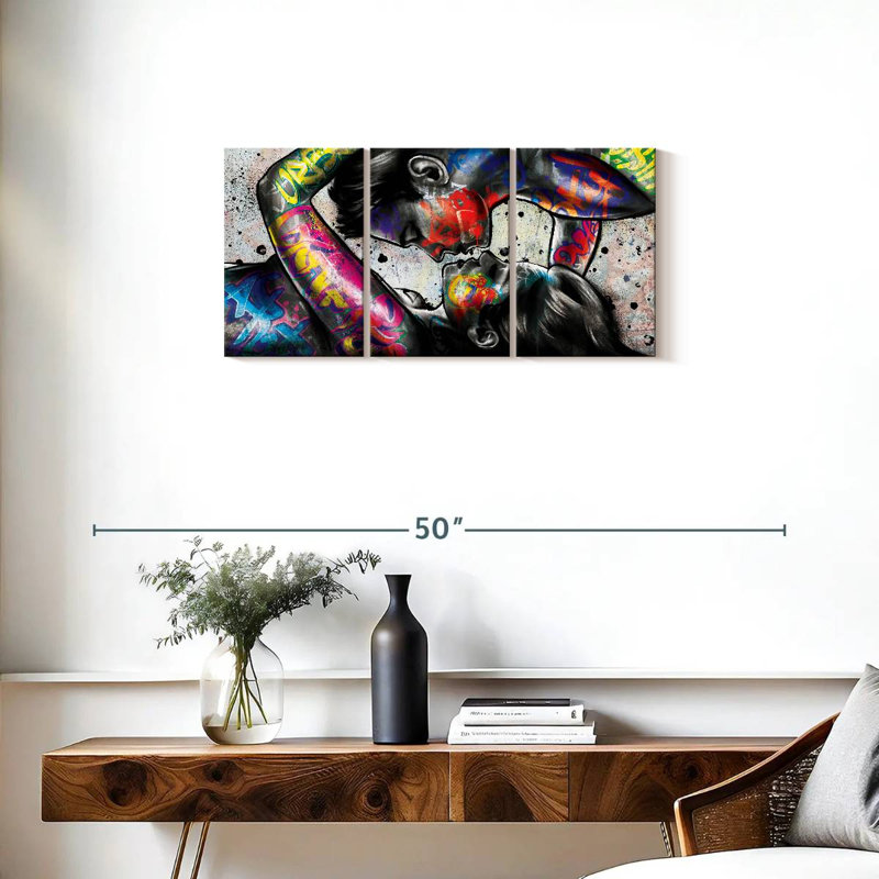 Impression sur toile Urban Couple, H 15 po x l 32 po