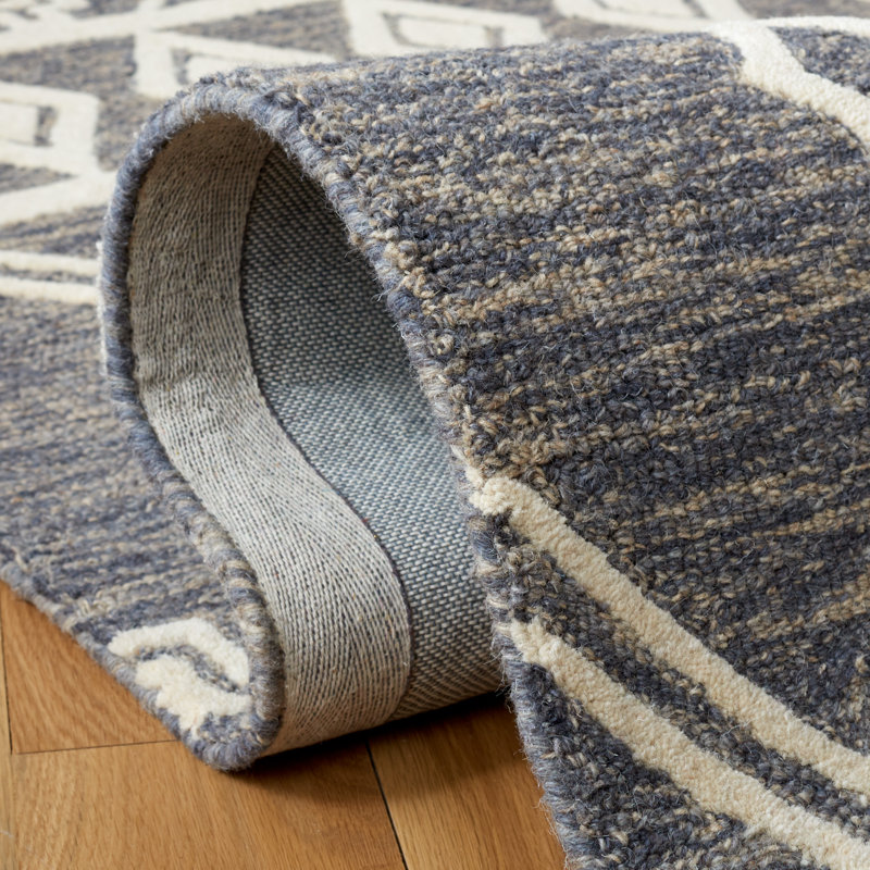 Abbiegail Hand Tufted Wool Southwestern Rug