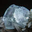 Fluorite mauve et bleue sur du quartz provenant de la mine De'an, Wushan, province du Chenxi, Chine