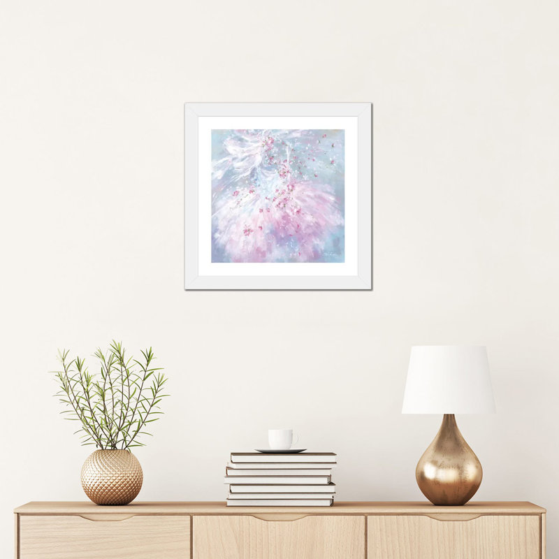 « Rosebuds tutu I » par Debi coules-reproduction d’art, H 16 po x l 16 po x P 1 po, Papier encadré blanc, Blanc