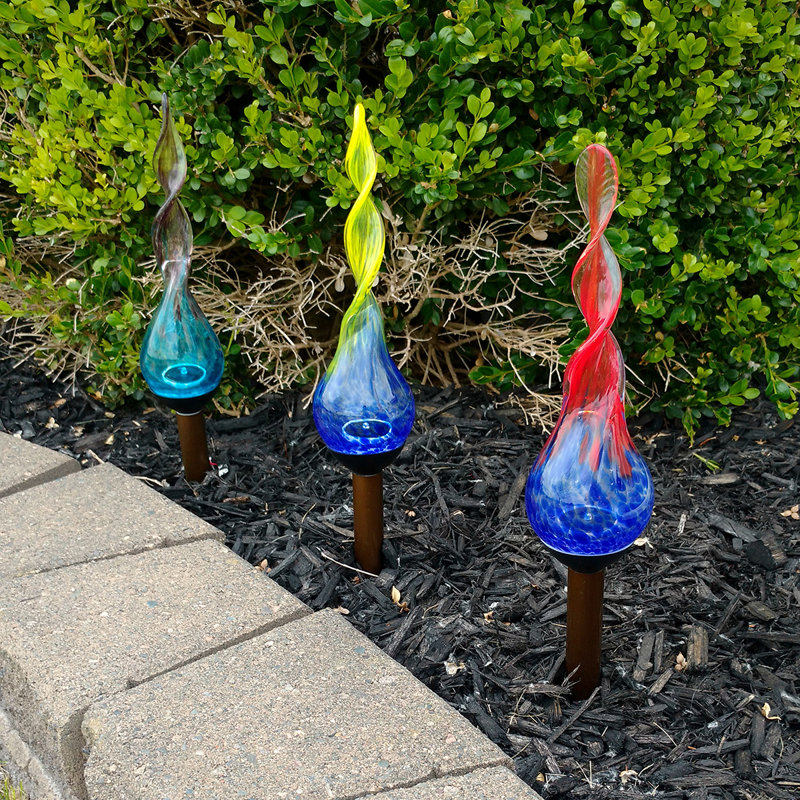 Anisha Weather Resistant Abstract Garden Stake