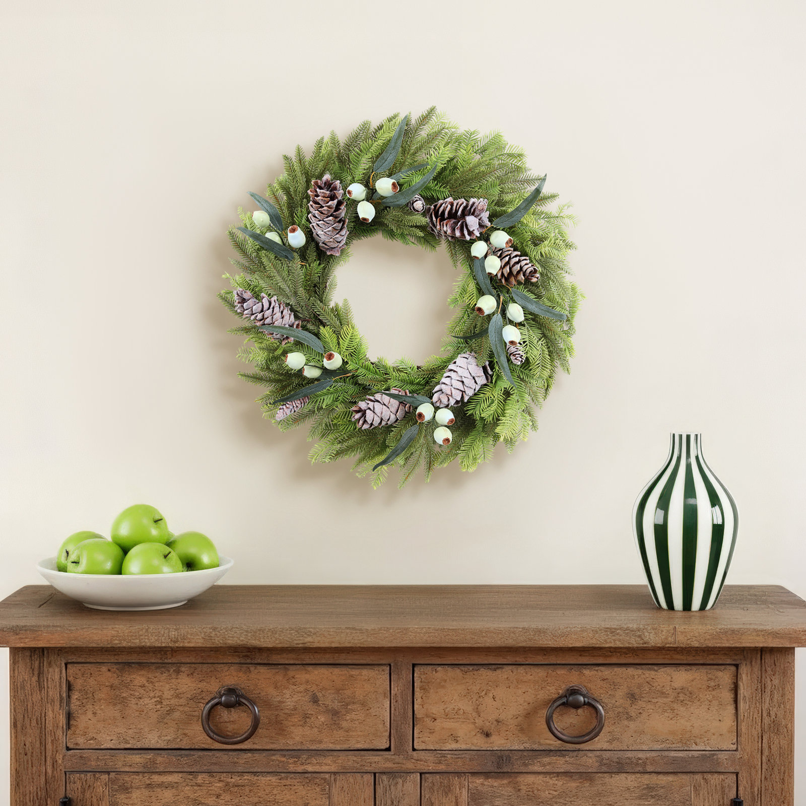 MOUNTAIN PINE WITH EUCALYPTUS WREATH
