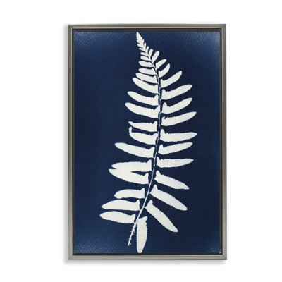 Feuille de fougère sur cadre flottant indigo, design par Lynn Byrd