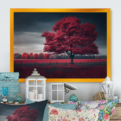 Arbre rouge majestueux solitaire dans la campagne I - impression
