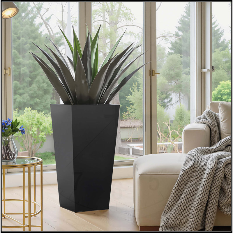 H pot de fleurs fuselé en métal, H 25,5 po x l 14 po x P 14 po, Noir