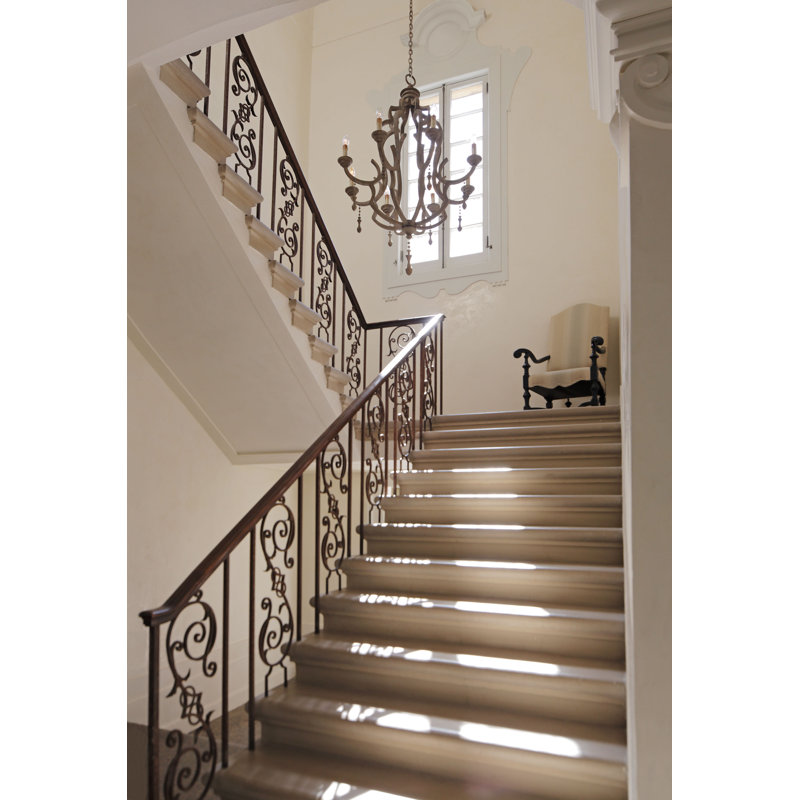 Waterloo 8 - Light Chandelier