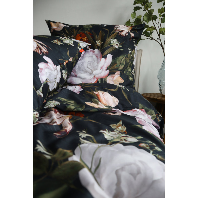 Bed Art S Bedding