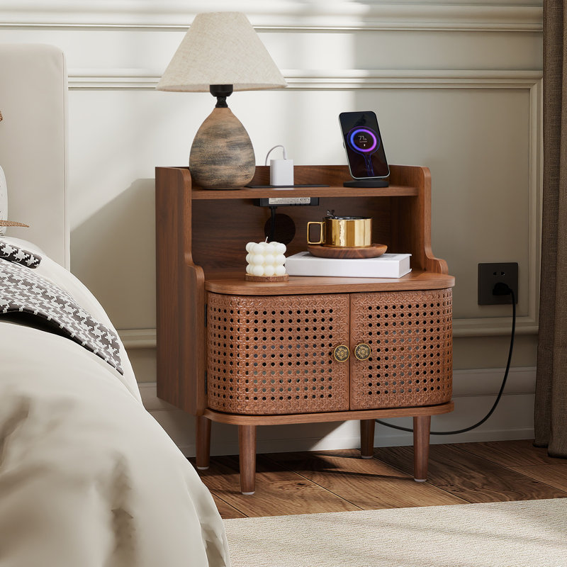 Table de bout avec rangement et station de charge, Noyer