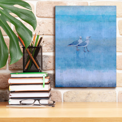 «Sky Blue Sea Gals» par Marta Wiley