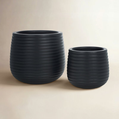 Bozana 16" Pot Planter