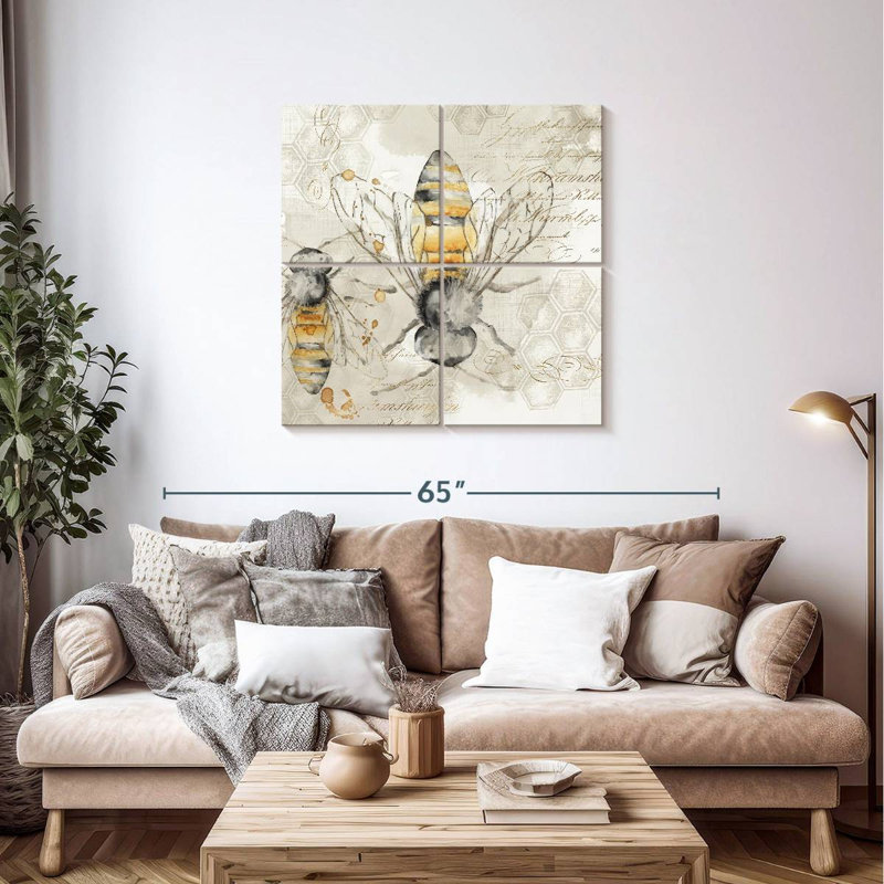 Brampt Queen Bee II, 38" H x 38" W
