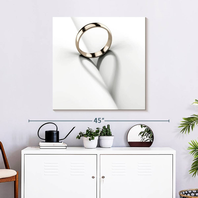 Hardie Wedding Ring Heart Shadow, 30" H x 30" W
