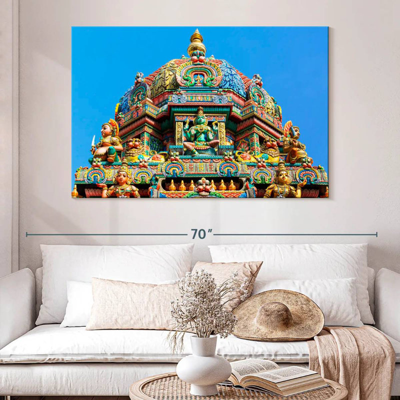 Rampe ornée du temple sri Mariamman, H 34 po x l 51 po