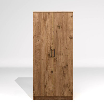 Wardrobe by Latitude Run