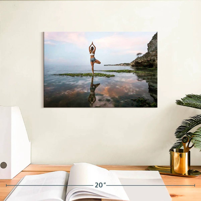 Yoga by the sea Sireci, H 8 po x l 12 po