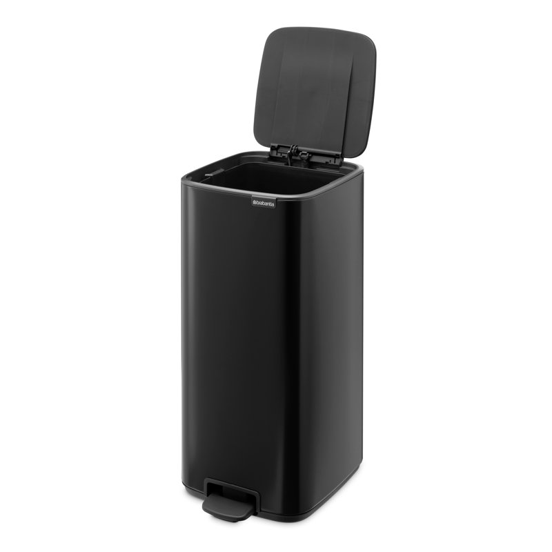 Poubelle à pédale Bo, 8 gallons (30 litres), Noir mat