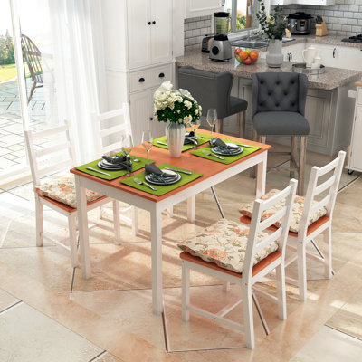 Table de salle à manger 5 pièces pour 4 personnes, meubles de cuisine modernes en bois, petit coin-repas rustique compact, chaises blanches et chaises, meubles de chambre