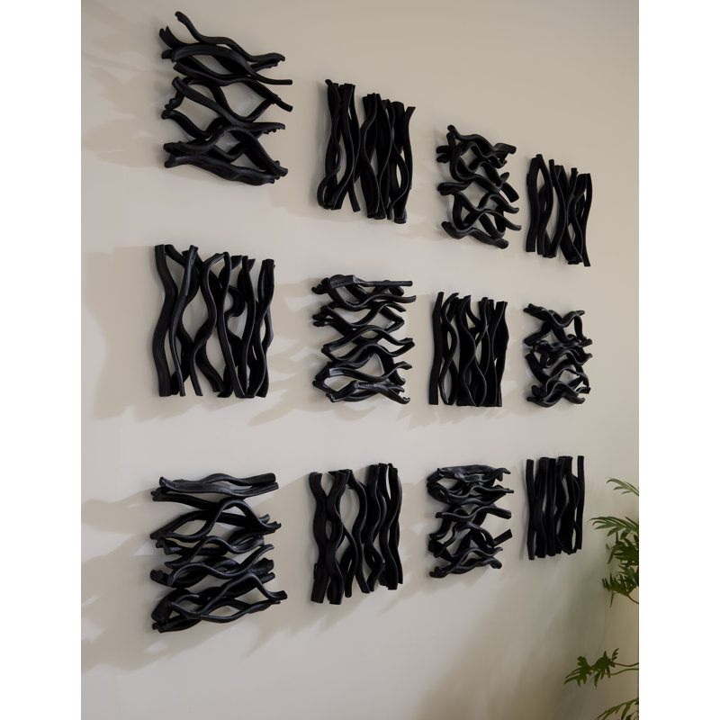 13" Vine Wall Décor