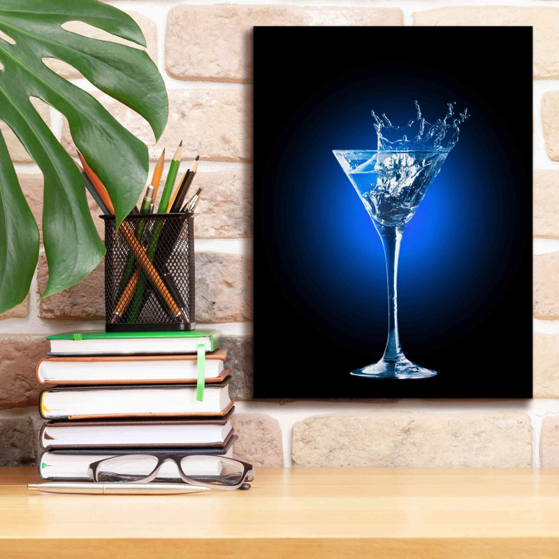Latitude Run® «Gin and Tonic Splash» par Epic Portfolio, art mural sur toile, H 16 po x l 12 po x P 0,75 po