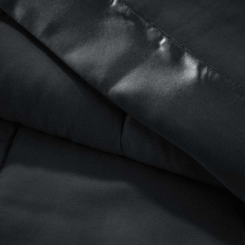 Couverture légère en polyester hypoallergénique pour l'été et le printemps
