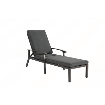 Chaise longue en fonte d'aluminium avec fabrication durable, dossier réglable et roulettes lisses pour un confort ultime