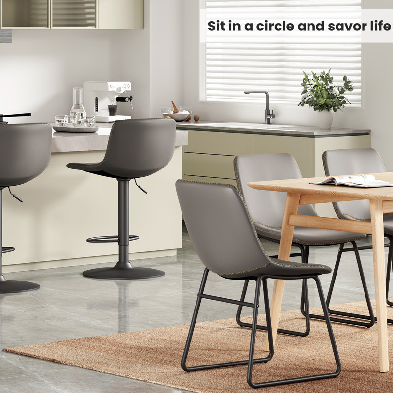 Chaise rembourrée en similicuir Ipke, Gris foncé