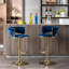 2 tabourets de bar, thème velours bleu, pieds dorés, repose-pieds et base, hauteur réglable avec moteur de levage mécanique à 2 pieds