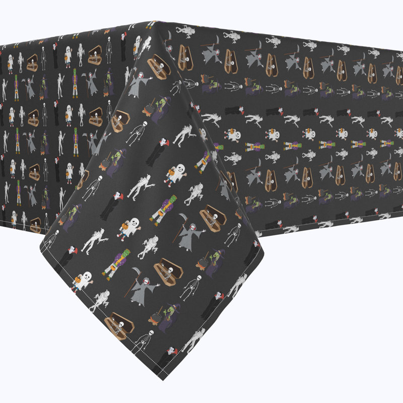 Hackensack Geometric Halloween Tablecloth, 84" L x 60" W