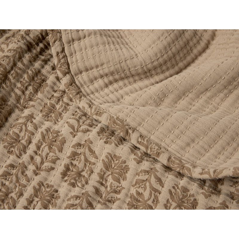 Mirada Organic Matelasse Blanket, 92" L x 90" W, Fawn Chrysanthemum